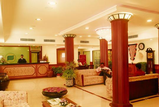 Hotel Elegance Kāladi Zewnętrze zdjęcie